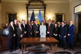 مؤسسة تمويل التنمية الأمريكية (DFC) تعلن بدء التشغيل الكامل لصندوق الاستثمار لإعادة إعمار أوكرانيا