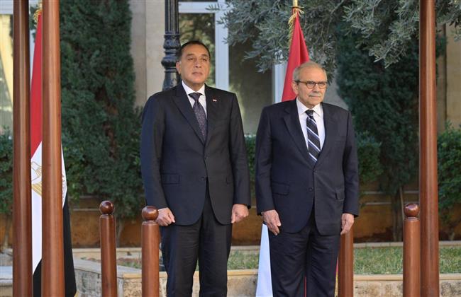 مراسم استقبال رسمية لرئيس الوزراء لدى وصوله السراي الحكومي بالعاصمة بيروت