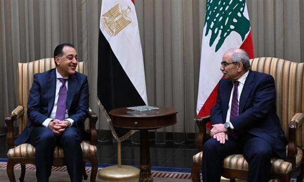 رئيس الوزراء يعقد جلسة مباحثات موسعة مع نظيره اللبناني 