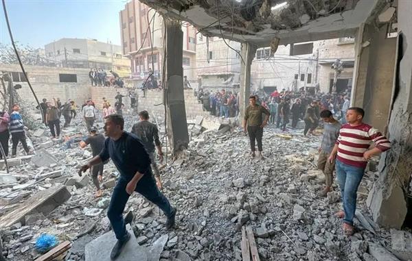 استشهاد 4 فلسطينيين جراء قصف الاحتلال الإسرائيلي شرق خان يونس 