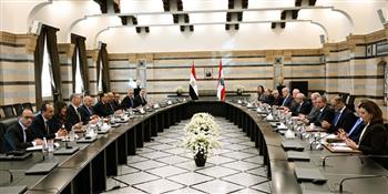 رئيسا وزراء مصر ولبنان يترأسان جلسة مباحثات موسّعة لبحث سُبل تعزيز التعاون في المجالات المختلفة