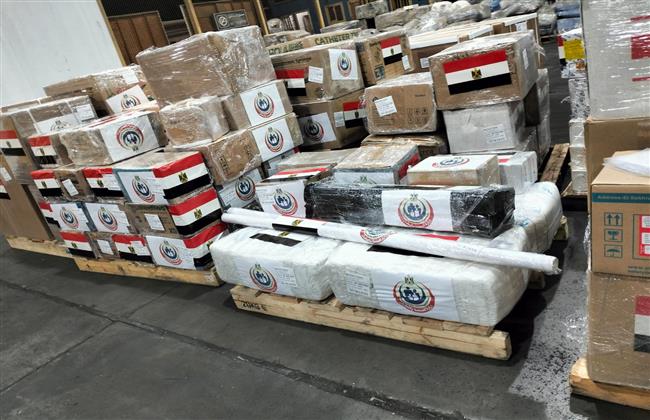 الصحة: إرسال قافلة طبية في التخصصات النادرة وكميات من الأدوية والمستلزمات للأشقاء بالسودان