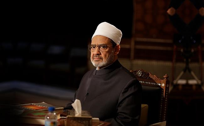 شيخ الأزهر يهنئ الأمير تميم بن حمد بمناسبة اليوم الوطني لدولة قطر