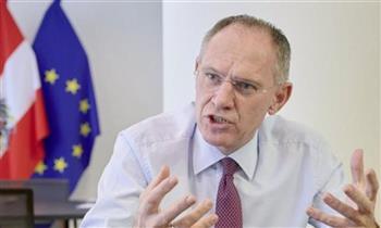 وزير الداخلية النمساوي: برنامج شامل للترحيل والعودة إلى سوريا