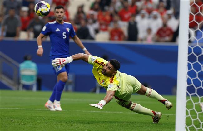 كأس العرب.. منتخب مصر الثاني يتعادل مع الكويت في شوط أول مثير