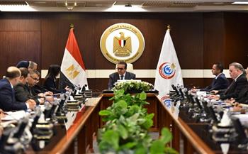 وزير الصحة يتابع مع محافظ البحيرة إنجاز المشروعات الصحية ويبحث التوسع في الخدمات