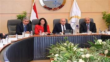 الحكومة تبحث إقامة مصنع ضخم لتدوير المخلفات بالجيزة باستثمارات 2.4 مليار دولار