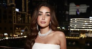 بسبب «إقامة جبرية» هنا الزاهد خارج رمضان 