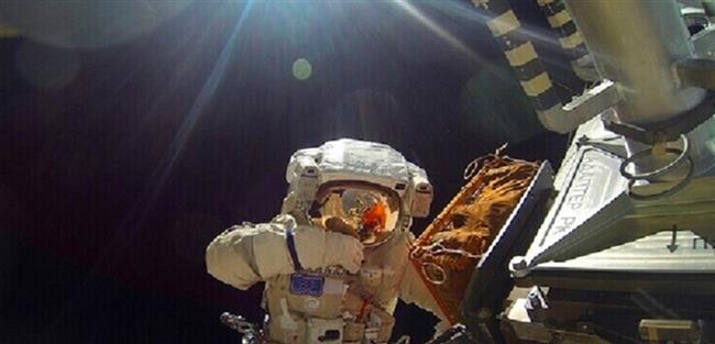 سابقة أولى من نوعها.. مركبة فضاء تعود إلى الأرض بدون طاقمها