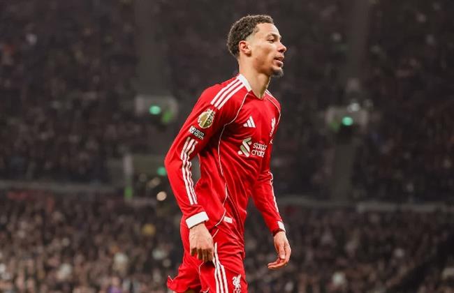 الدوري الإنجليزي.. إيكيتيكي يضيف الثاني لليفربول في توتنهام