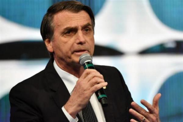 السماح للرئيس البرازيلي السابق "جاير بولسونارو" بمغادرة السجن لإجراء عملية جراحية 