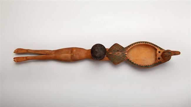 حكاية أثر.. ملعقة تجميل «فتاة السباحة» بالمتحف المصري بالتحرير