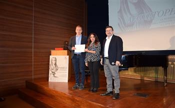 الأكاديمية المصرية للفنون بروما تكرم الباحث تيمو شتراوخ بعد محاضرة عن مصر القديمة