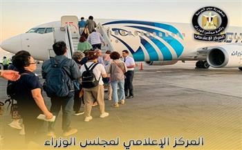 مجلس الوزراء يوضح حقيقة فيديو يزعم تجاوز إحدى الرحلات الجوية للطاقة الاستيعابية المقررة لعدد الركاب