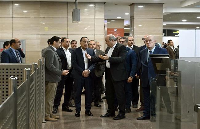 رئيس الوزراء: تعليمات مشددة من الرئيس السيسي باتباع منظومة تشغيل متطورة بالمطارات