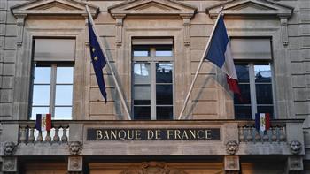 البنك المركزي الفرنسي يرفع توقعات النمو رغم الاضطراب السياسي وعدم اليقين المالي