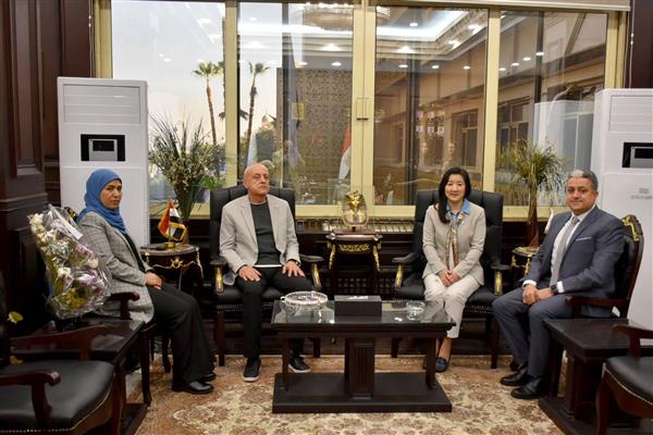 محافظ الأقصر يبحث مع الممثل المقيم لبرنامج الأمم المتحدة الإنمائي لبحث سبل تعزيز التعاون التنموي 