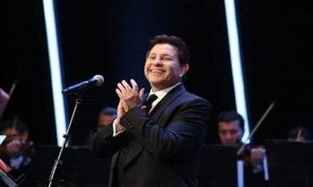 في عيد ميلاد هاني شاكر.. أمير الغناء العربي وصوت الإحساس الراقي