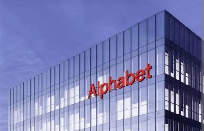 "جوجل" و"آبل" تنصحان موظفين يحملون تأشيرات عمل أمريكية بتجنب السفر الخارجي