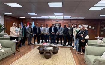رئيس مدينة الغردقة يستقبل اتحاد بشبابها البحر الأحمر لبحث سبل الشراكة 