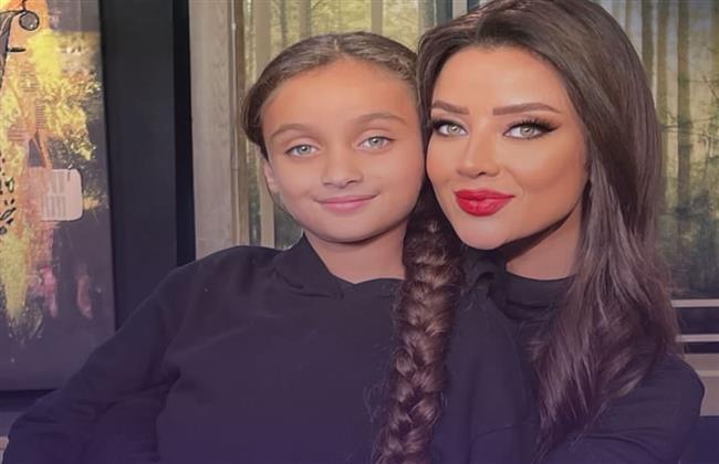 "هدية ربنا" .. رضوي الشربيني توجه رسالة لابنتها 