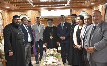 وفد من محافظة بورسعيد يقدم التهنئة بمناسبة قرب حلول عيد الميلاد المجيد للأخوة الأقباط بعدد من الكنائس