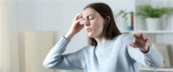 الوقوف فجأة .. أهم أسباب الشعور بالدوخة!