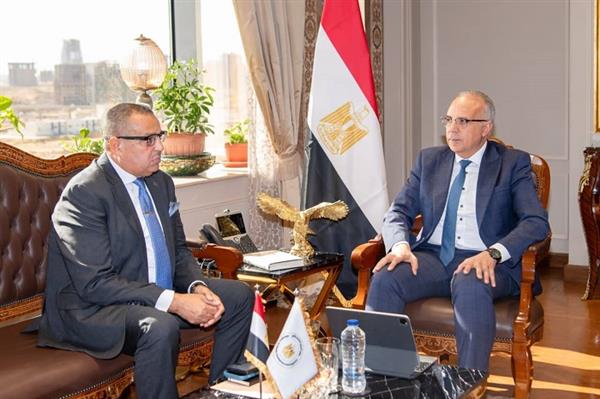 وزير الري ومحافظ جنوب سيناء يبحثان موقف مشروعات الموارد المائية بالمحافظة 