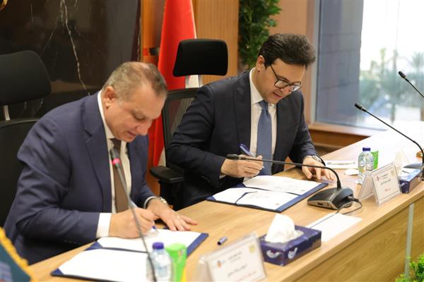 وزير الثقافة ورئيس صندوق التنمية الحضرية يوقّعان بروتوكولا لتنظيم فعاليات ثقافية وفنية بحديقة «تلال الفسطاط» 