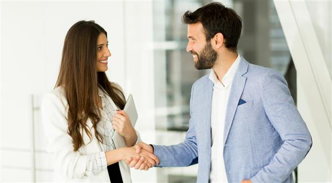  7 مهارات تميز الحياة الواقعية عن العالم الرقمي.. منها قراءة لغة الجسد