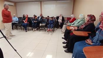 ورشة عمل بعنوان "دعم الصحة النفسية للمرأة" بمكتبة 6 أكتوبر العامة