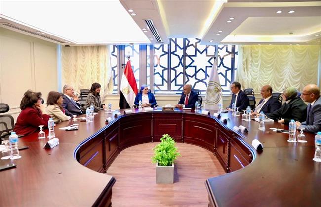 وزير التعليم يبحث إطلاق حملة «طفل متوازن.. مجتمع متماسك» لتعزيز القيم والصحة النفسية بالمدارس