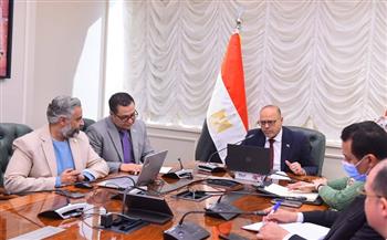 وزير العمل يعقد اجتماعًا بالفيديو كونفرانس مع مديري مديريات العمل بالمحافظات
