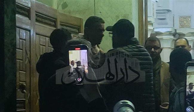 هشام سليمان وأحمد السقا يقدمان واجب العزاء في الفنانة سمية الألفي  