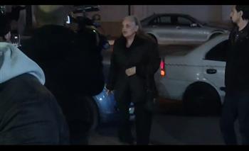 عفاف رشاد تقدم واجب العزاء في الفنانة سمية الألفي