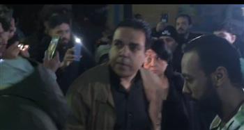 سلوى عثمان تقدم واجب العزاء في الفنانة سمية الألفي