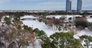 "لوفيجارو": لماذا يرغب ماكرون في التحدث مجددا مع بوتين؟