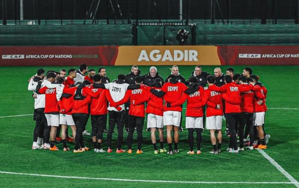 كأس أمم أفريقيا.. ربع ساعة بين مصر وزيمبابوي.. والعارضة تمنع هدف تريزيجيه 