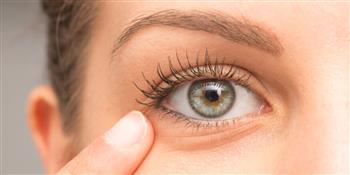 علامات انسداد القنوات الدهنية بالجفون