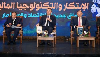 كيف يساهم التحول الرقمي في إعادة تشكيل المنظومة المالية؟ وزير التموين يجيب