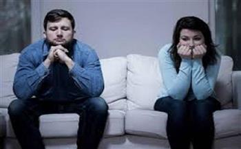 كيف تتعامل المرأة مع شريك الحياة الانطوائي قليل الكلام؟.. خاص