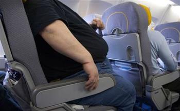 شركة طيران تجبر أصحاب الوزن الزائد على حجز مقعدين عند السفر