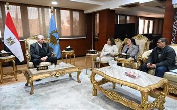 محافظ الغربية: إدخال نظم التتبع الذكية بسيارات نقل المخلفات الصلبة نقلة في الإدارة والرقابة