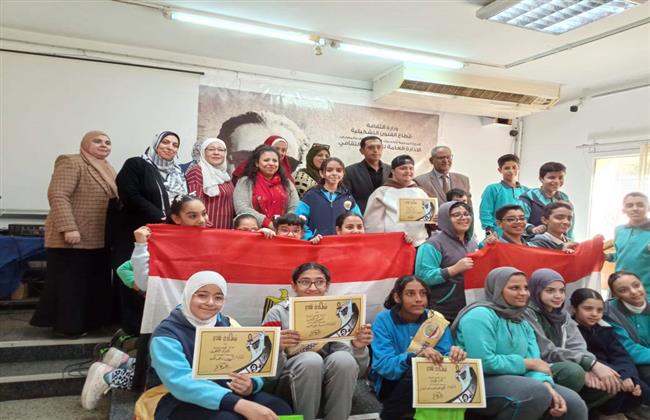  ذوو الهمم في حضرة عميد الأدب العربي طه حسين