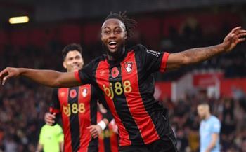 منافسة قوية على ضم لاعب بورنموث الإنجليزي قبل انتهاء الشرط الجزائي في عقده 