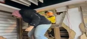 الأجهزة الأمنية تنقذ سيدة محتجزة داخل مصعد بعقار في الموسكي