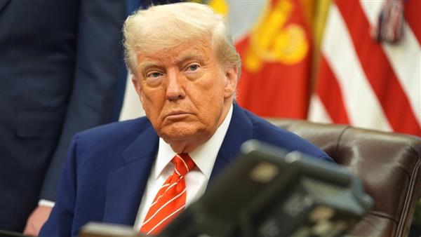 بعد تجاوز الناتج المحلي الإجمالي للتوقعات.. ترامب يصدر إنذارًا لرئيس الاحتياطي الفيدرالي المرتقب 