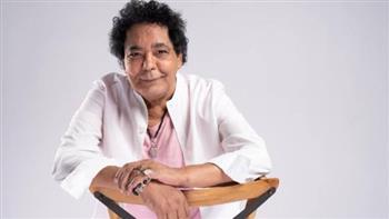 قبل حفله المرتقب.. مصادر مقربة: محمد منير بخير ولا داعى للقلق