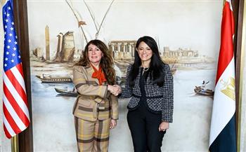 وزيرة التخطيط تبحث مع سفيرة أمريكا بالقاهرة تطوير العلاقات الاقتصادية