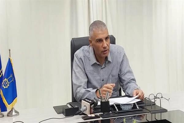 محافظ أسوان: الدولة تولى أهمية قصوى لتطوير العملية التعليمية 